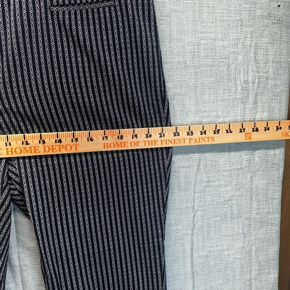 Brooks Brothers Natalie Fit size 14 navy blue and white pockets belt loop 2 pair - Picture 6 of 13